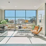 Sky Tower By Lovely Rentals