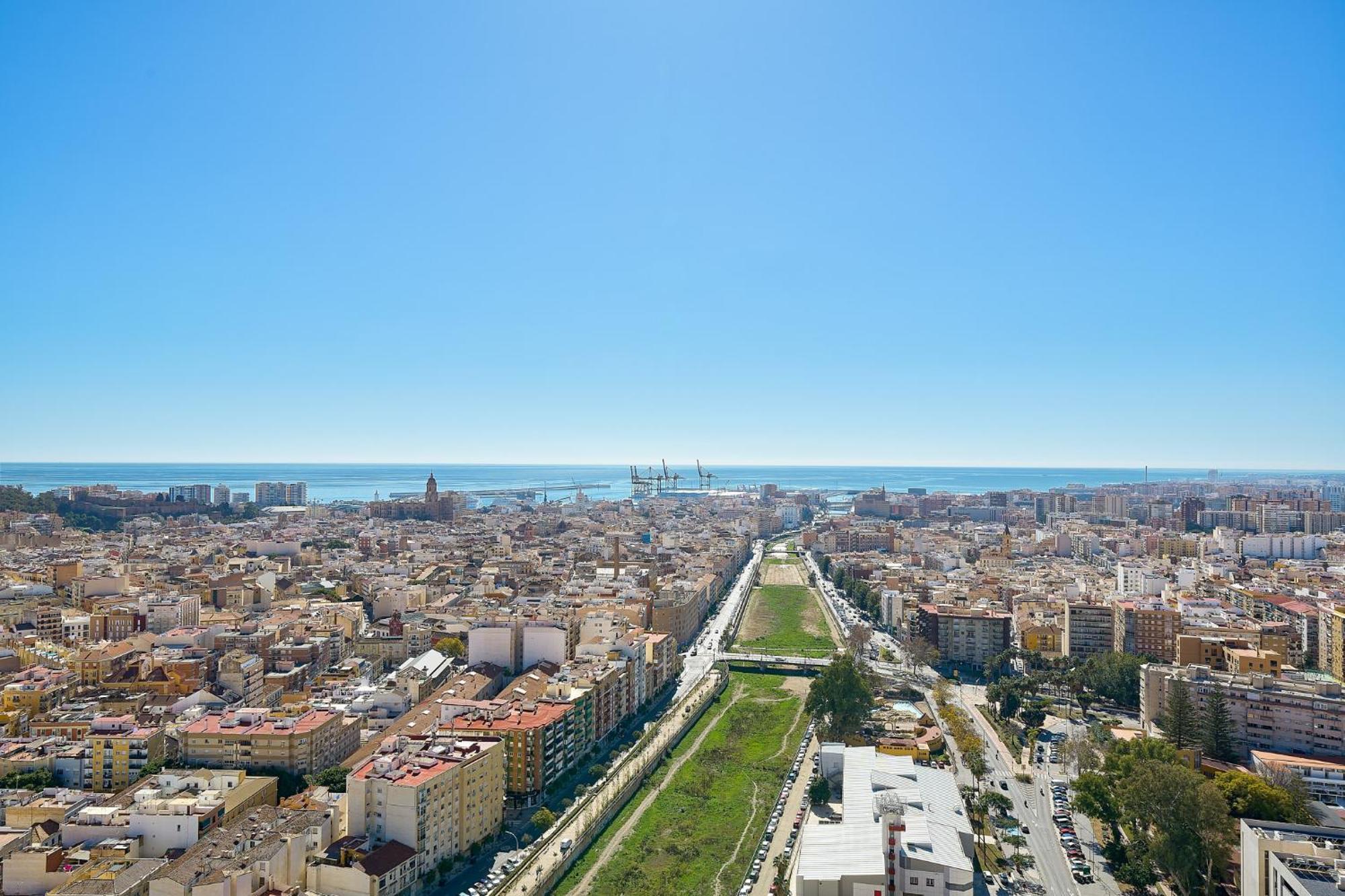 Sky Tower By Lovely * Málaga